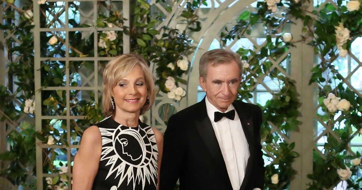 Bernard Arnault Est En Train D Acheter Beverly Hills