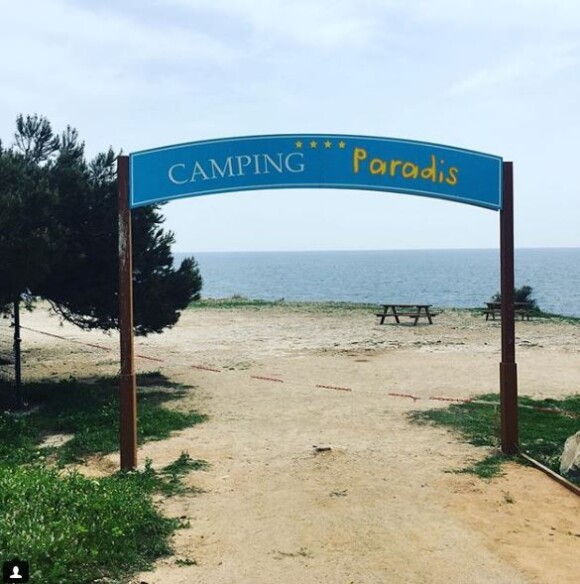 L'actrice de "Plus belle la vie" Léa François annonce rejoindre le casting de "Camping Paradis sur Instagram. Avril 2018.