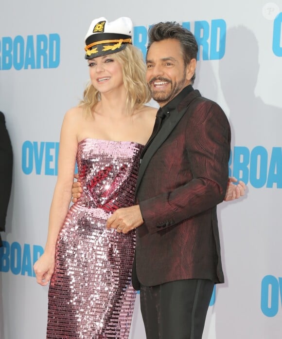 Anna Faris, Eugenio Derbez - Les célébrités posent lors de la première du film 'Overboard' à Westwood le 30 avril 2018.