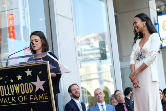 Zoe Saldana reçoit son étoile sur le Walk Of Fame à Hollywood, le 3 mai 2018. 