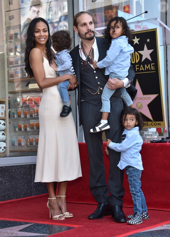 Zoe Saldana reçoit son étoile sur le Walk Of Fame à Hollywood, le 3 mai 2018. 