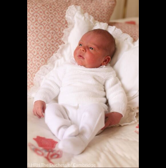 Première photo du prince Louis, prise par Kate Middleton. Mai 2018.