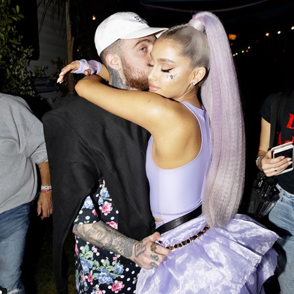 Ariana Grande et Mac Miller amoureux lors du festival de Coachella 2018, photo Instagram 21 avril 2018. Le couple s'est séparé peu après, après un peu moins de deux années de romance.