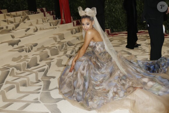 Ariana Grande au Met Gala 2018 célébrant l'ouverture de l'exposition Heavenly Bodies: Fashion and the Catholic Imagination, à New York le 7 mai 2018. © Charles Guerin / BestimageUSA