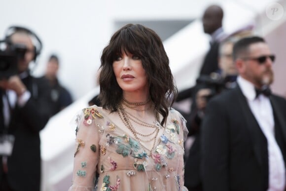 Isabelle Adjani - Montée des marches du film "Everybody Knows" lors de la cérémonie d'ouverture du 71ème Festival International du Film de Cannes. Le 8 mai 2018 © Borde-Jacovides-Moreau/Bestimage