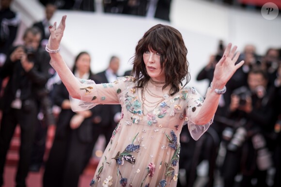 Isabelle Adjani (robe Dior) - Montée des marches du film "Everybody Knows" lors de la cérémonie d'ouverture du 71ème Festival International du Film de Cannes. Le 8 mai 2018 © Borde-Jacovides-Moreau/Bestimage