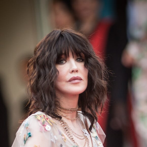 Isabelle Adjani (robe Dior) - Montée des marches du film "Everybody Knows" lors de la cérémonie d'ouverture du 71ème Festival International du Film de Cannes. Le 8 mai 2018 © Borde-Jacovides-Moreau/Bestimage