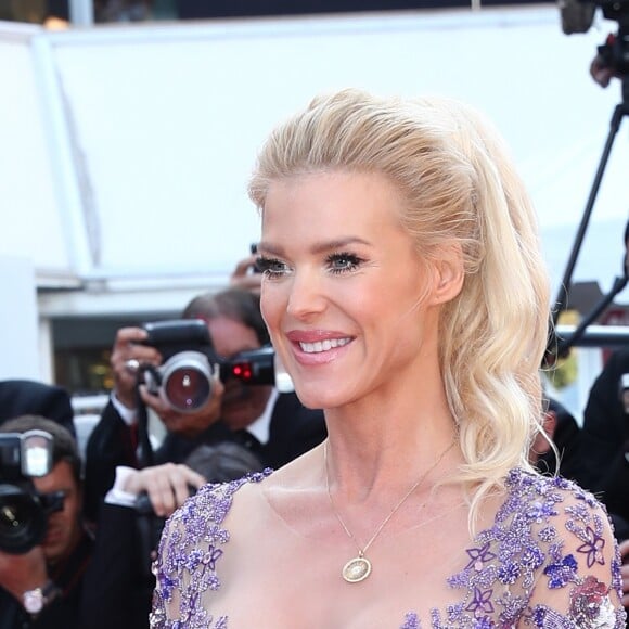 Victoria Silvstedt - Montée des marches du film " Les Eternels " lors du 71ème Festival International du Film de Cannes. Le 11 mai 2018 © Borde-Jacovides-Moreau/Bestimage