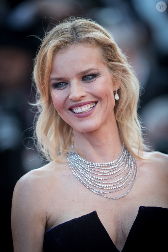 Eva Herzigova - Montée des marches du film " Les Eternels " lors du 71ème Festival International du Film de Cannes. Le 11 mai 2018 © Borde-Jacovides-Moreau/Bestimage
