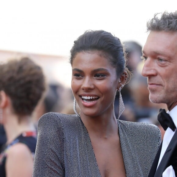 Vincent Cassel et sa fiancée Tina Kunakey - Montée des marches du film « Les Filles du Soleil » lors du 71ème Festival International du Film de Cannes. Le 12 mai 2018 © Borde-Jacovides-Moreau/Bestimage