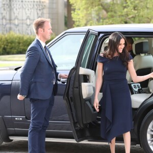 Meghan Markle arrive avec sa mère Doria Ragland à l'hôtel Cliveden House près de Windsor à la veille de son mariage avec le prince Harry, à Taplow le 18 mai 2018.