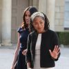 Meghan Markle arrive avec sa mère Doria Ragland à l'hôtel Cliveden House près de Windsor à la veille de son mariage avec le prince Harry, à Taplow le 18 mai 2018.