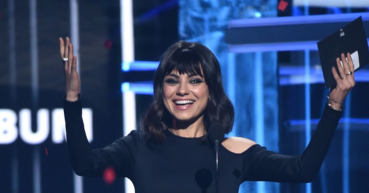 Mila Kunis La Soir E Billboard Music Awards Au Mgm Grand Garden Arena