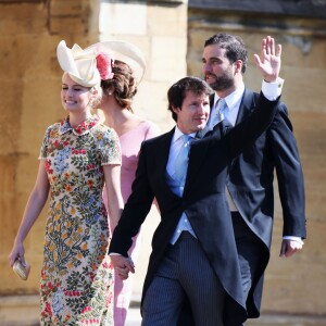 James Blunt et Sofia Wellesley (boucles d'oreilles Cartier) - Les invités arrivent à la chapelle St. George pour le mariage du prince Harry et de Meghan Markle au château de Windsor, Royaume Uni, le 19 mai 2018.