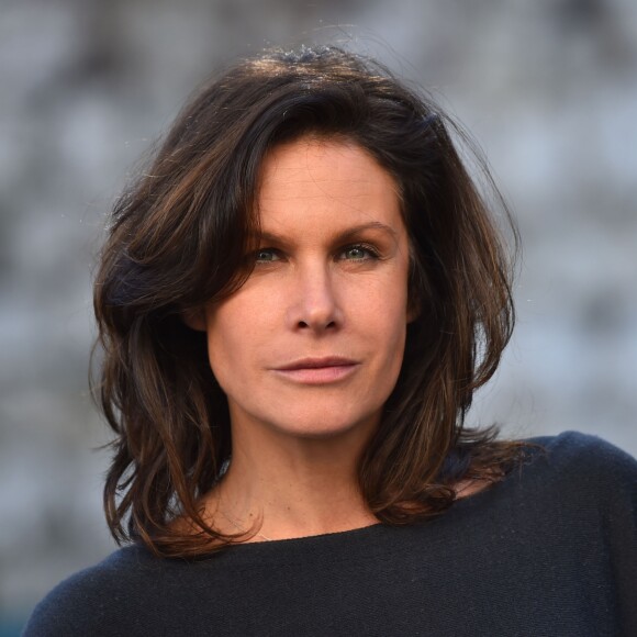 Astrid Veillon participe à la campagne "Lecture pour tous" au collège Ségurane à Nice le 6 février 2017. © Bruno Bebert / Bestimage