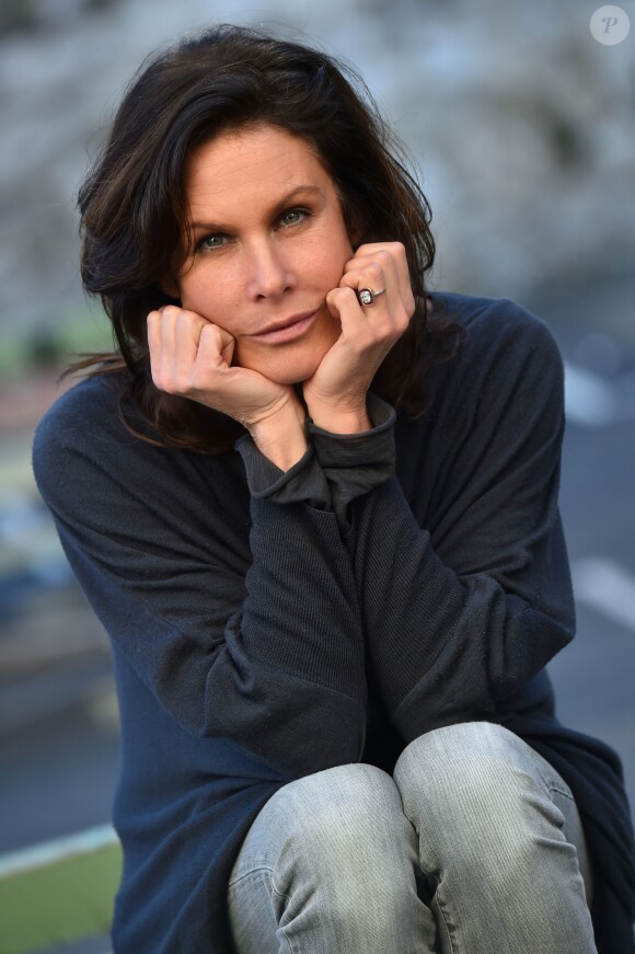 Astrid Veillon participe à la campagne "Lecture pour tous" au collège Ségurane à Nice le 6 février 2017. © Bruno Bebert / Bestimage