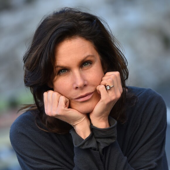 Astrid Veillon participe à la campagne "Lecture pour tous" au collège Ségurane à Nice le 6 février 2017. © Bruno Bebert / Bestimage
