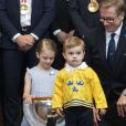  La princesse Estelle et le prince Oscar de Suède se joignaient à leurs parents la princesse héritière Victoria et le prince Daniel ainsi qu'à leur oncle le prince Carl Philip le 21 mai 2018 au palais royal à Stockholm lors d'une réception pour fêter le titre de champions du monde des hockeyeurs suédois. 