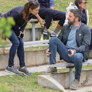 Exclusif - Ben Affleck et son ex femme Jennifer Garner assistent au match de Baseball de leur fils Samuel à Brentwood le 12 mai 2018.