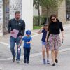 Jennifer Garner, Ben Affleck et leurs enfants, Samuel et Seraphina à la sortie de l'église à Los Angeles, Californie, Etats-Unis, le 15 avril 2018.