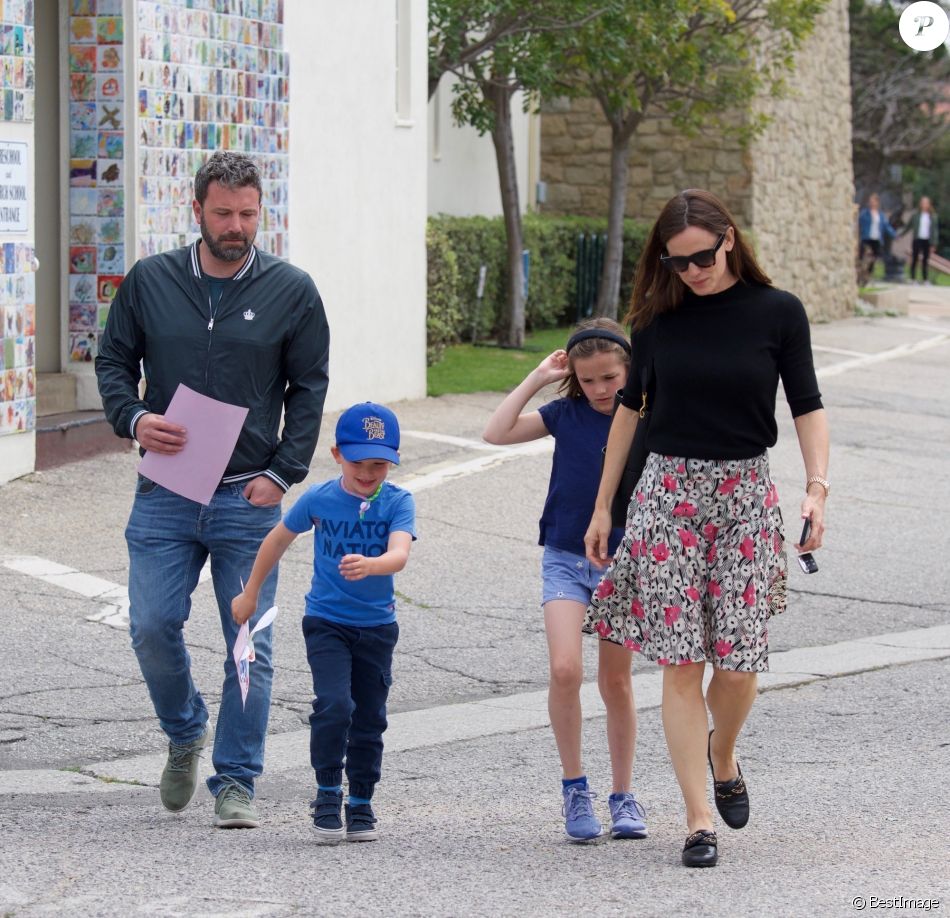 Jennifer Garner Ben Affleck Et Leurs Enfants Samuel Et Seraphina La Sortie De L Glise Los