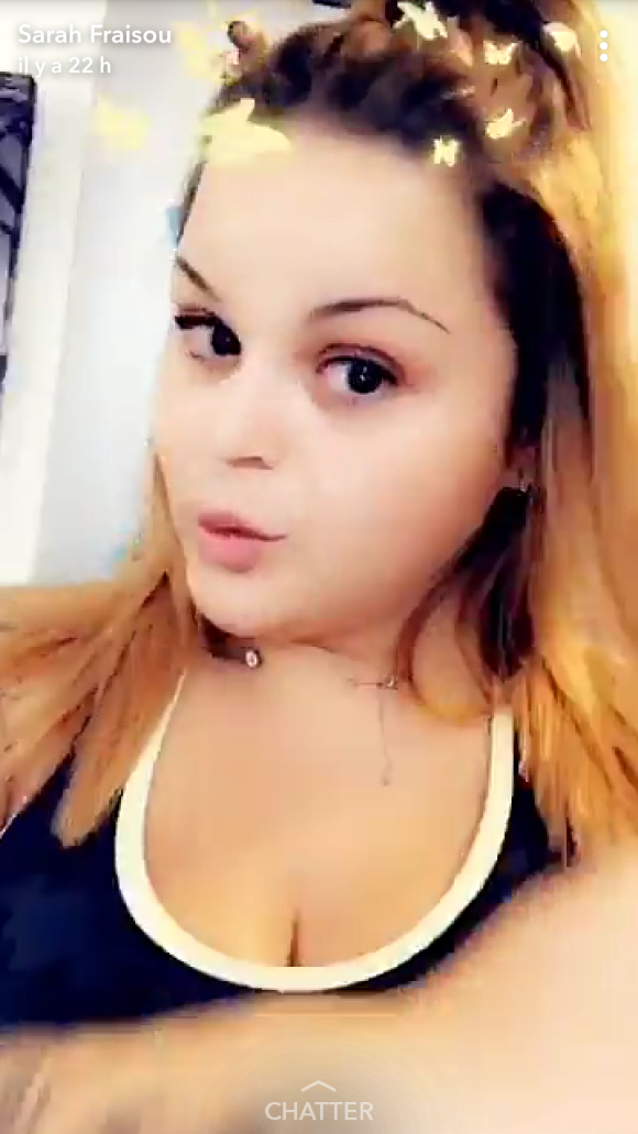 Sarah Fraisou présente sa nouvelle chevelure sur Snapchat, mai 2018.