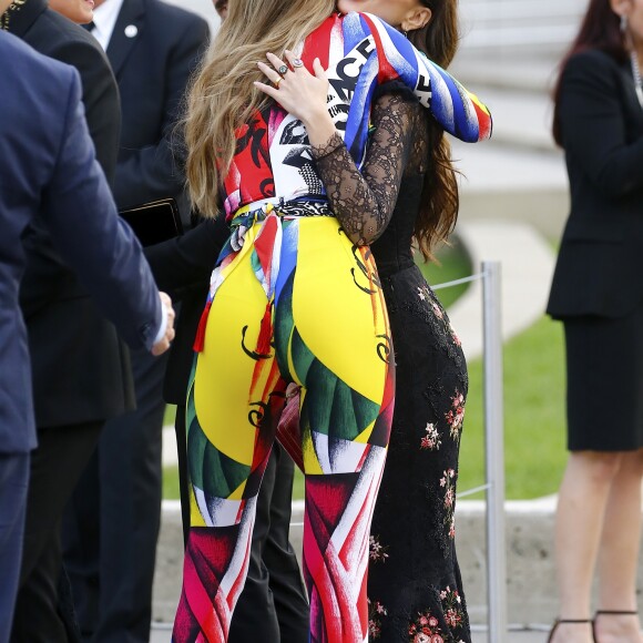 Gigi Hadid et Emily Ratajkowski aux CFDA Awards 2018 au Brooklyn Museum à New York, le 4 juin 2018.