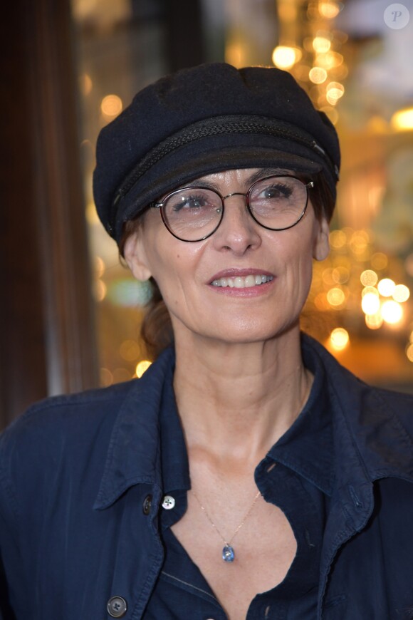 Inès de la Fressange et Lucie Lucas - Lancement de l'opération Petits Déjeuners Du Coeur au profit de l'association Mécénat Chirurgie Cardiaque au Café de la Paix à Paris. Le 5 juin 2018. © Giancarlo Gorassini / Bestimage
