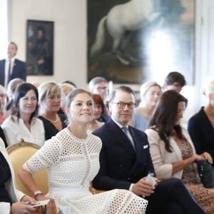 La princesse Victoria de Suède et son mari le prince Daniel étaient en visite au palais de Stromsholm à l'occasion de la Fête nationale suédoise le 6 juin 2018.