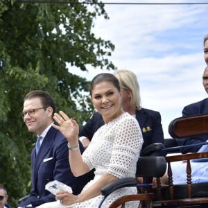 La princesse Victoria de Suède et son mari le prince Daniel étaient en visite au palais de Stromsholm à l'occasion de la Fête nationale suédoise le 6 juin 2018.