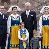 Le prince Daniel, la reine Silvia, la princesse Estelle, le roi Carl XVI Gustaf, le prince Oscar et la princesse Victoria de Suède posant au palais royal Drottningholm à Stockholm pour la Fête nationale suédoise le 6 juin 2018.