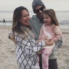 Hailey Duff, son fiancé Matt Rosenberg et leur fille Ryan. 2017.