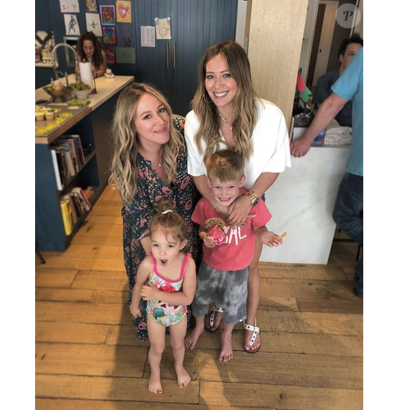 Haylie et Hilary Duff, heureuses mamans sur Instagram, ce 9 avril 2018.