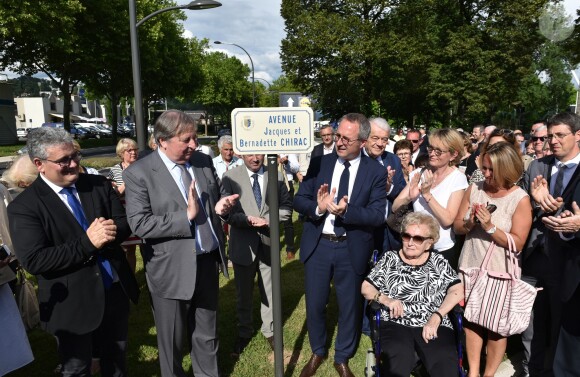 Inauguration de l'avenue Jacques et Bernadette Chirac à Brive-la-Gaillarde (Corrèze) le 8 juin 2018. L'épouse de l'ancien président de la Répubique, Bernardette Chirac, était présente à l'événement, notamment entourée d sa fille Claude.