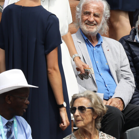 Jean-Paul Belmondo dans les tribunes des Internationaux de France de Tennis de Roland Garros à Paris, le 10 juin 2018. © Dominique Jacovides - Cyril Moreau/Bestimage