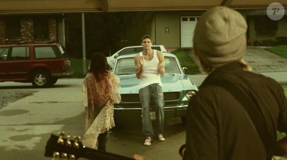 Holden Nowell dans le clip de Carly Rae Jepsen "Call Me Maybe", mars 2012.