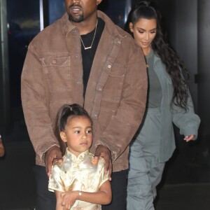 Kim Kardashian avec son mari Kanye West fêtent les 5 ans de leur fille North West accopagnée de son amie Ryan à New York le 15 juin 2018.
