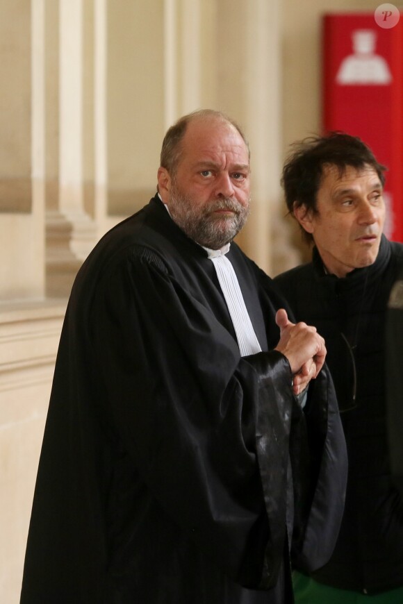 Eric Dupond-Moretti - Jérôme Cahuzac quitte le tribunal tête baissée à Paris le 13 février 2018. © CVS / Bestimage