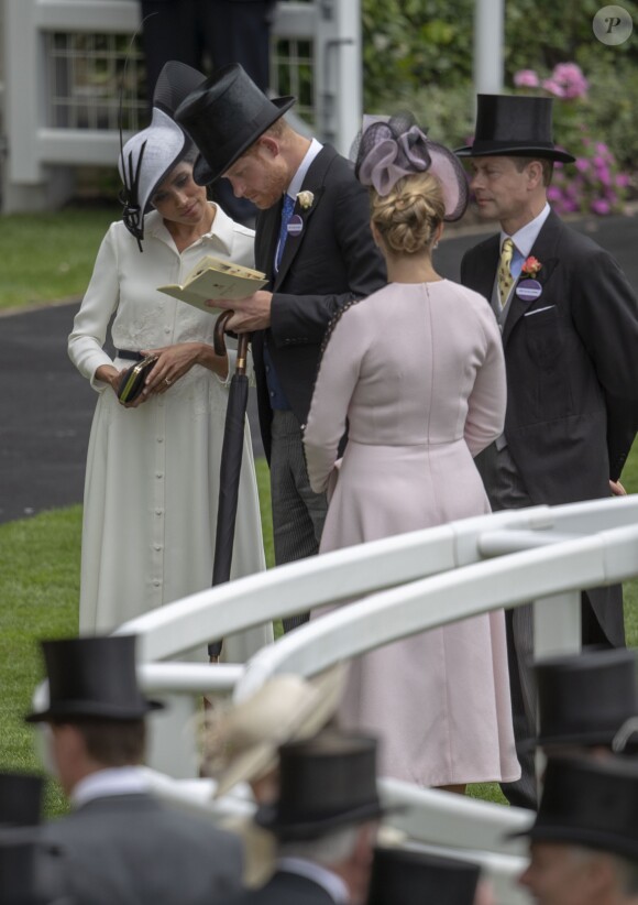 Meghan Markle, duchesse de Sussex, le prince Harry, duc de Sussex, la comtesse Sophie de Wessex et le prince Edward, comte de Sussex - La famille royale d'Angleterre à son arrivée à Ascot pour les courses hippiques. Le 19 juin 2018