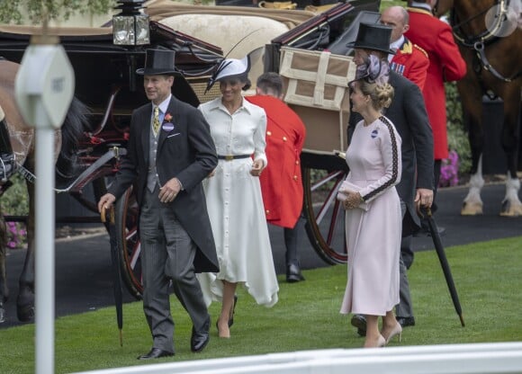 Le prince Harry, duc de Sussex, Meghan Markle, duchesse de Sussex, et la comtesse Sophie de Wessex - La famille royale d'Angleterre à son arrivée à Ascot pour les courses hippiques. Le 19 juin 2018