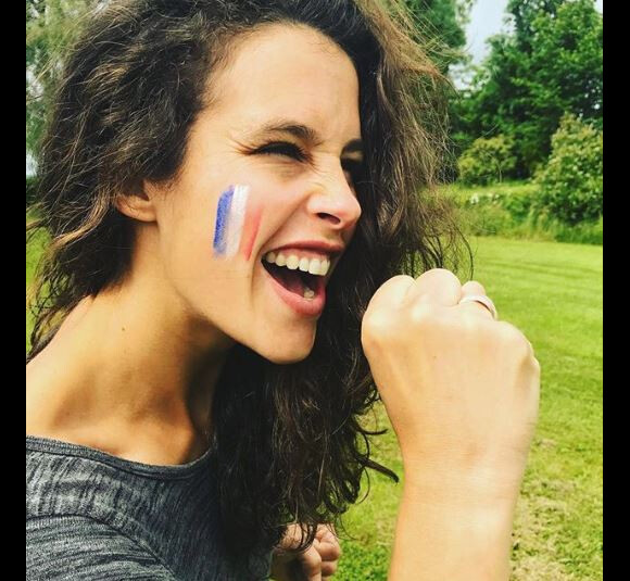 Clémence Castel (Koh-Lanta) soutient l'équipe de France pour la Coupe du monde 2018.