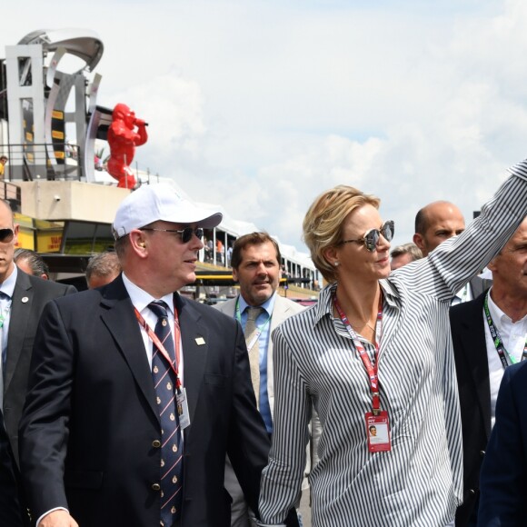 Christian Estrosi (le maire de Nice et vice-président du Conseil Régional de PACA), le prince Albert II de Monaco, la princesse Charlène de Monaco et Jean Todt durant le Grand Prix de France au Castellet le 24 juin 2018. C. Estrosi, le maire de Nice et le vice-président du Conseil Regional de PACA, est à l'origine du retour du Grand Prix de France au Circuit Paul Ricard. C'est L. Hamilton qui a remporté le Grand Prix devant M. Verstappen, second, et K. Raikkonen troisième. © Bruno Bebert / Bestimage