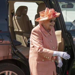 Exclusif - La reine Elizabeth II d'Angleterre au Guards Polo Club à Windsor le 24 juin 2018