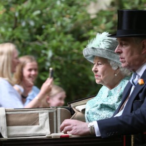 Le prince Andrew et la reine Elizabeth II d'Angleterre lors du 5e jour du Royal Ascot 2018 à Ascot le 23 juin 2018