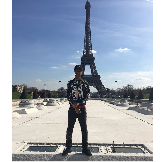 Le rappeur Smoke Dawg (photo Instagram, à Paris en mars 2017) est mort le jour de ses 21 ans le 30 juin 2018, abattu dans la rue à Toronto.