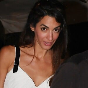 Exclusif - Amal et George Clooney sont allés diner en amoureux au restaurant La Tavernetta à Porto San Paolo en Italie, le 30 juin 2018