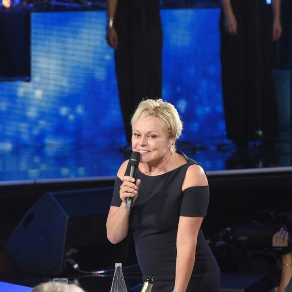 Exclusif - Slimane, Line Renaud, Michèle Laroque, Michel Chevalet, Muriel Robin et Stéphane Bern - Enregistrement de l'émission "Bon anniversaire Line" à l'occasion des 90 ans de Line Renaud au Théâtre Bobino à Paris, le 25 juin 2018. L'émission, présentée par Stéphane Bern, est diffusée mardi 3 juillet 2018 à 20h55 sur France 2. © Coadic Guirec / Bestimage