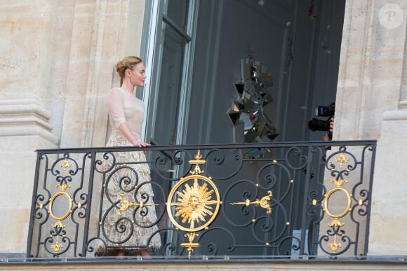 Kate Bosworth assiste au dîner Dior dans la boutique de la Maison, sur la place Vendôme à Paris, le 2 juillet 2018.