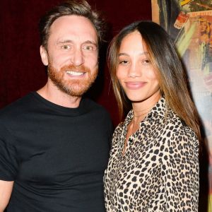 Exclusif - David Guetta et sa compagne Jessica Ledon - People en backstage du One-man-show de Ary Abittan sur la scène du Casino de Paris avec son spectacle "My story" à Paris le 3 novembre 2017. © Coadic Guirec/Bestimage