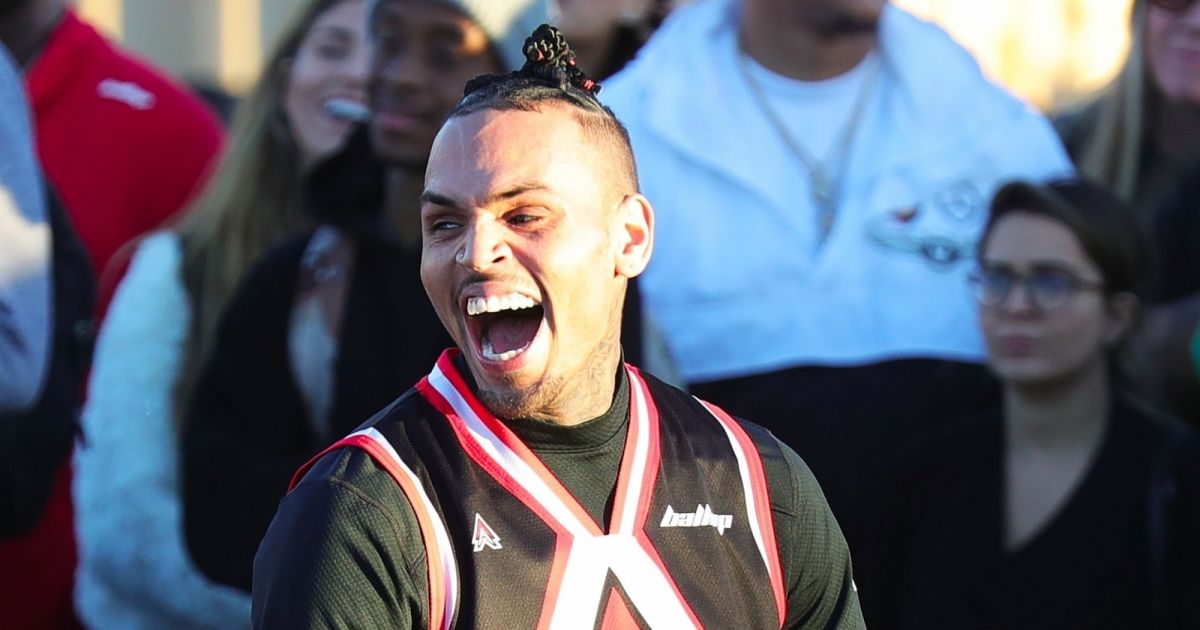 Film De Danse Avec Chris Brown Chris Brown sur le tournage du film She Ball dans le quartier de Venice